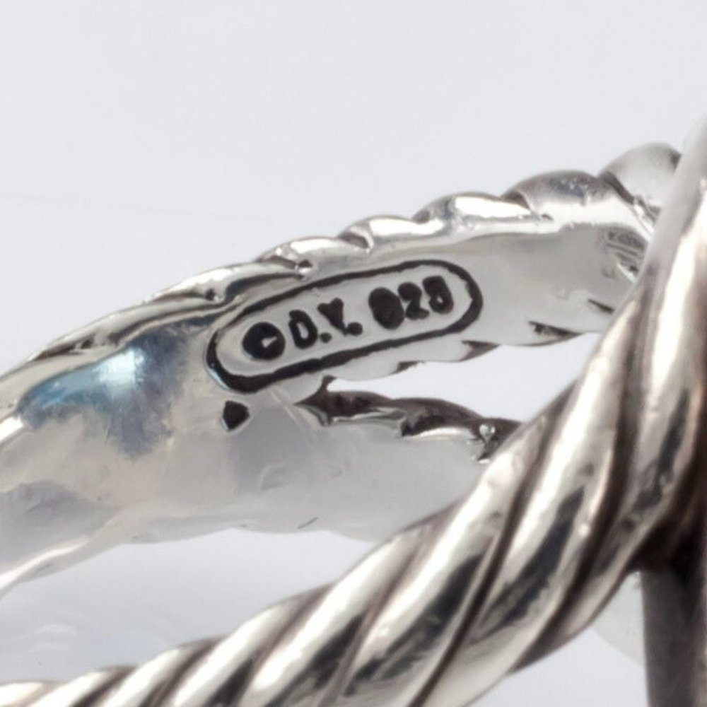 David Yurman Sterling Silver Signature Blue Topaz Ring w/ Diamond Accents Size 6 - Picture 9 of 9